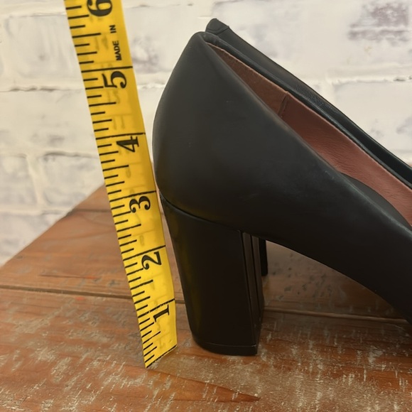 Vionic Mariana Women’s Size 7 Black Block Heel Pumps Leather Classic Comfort - Picture 10 of 12
